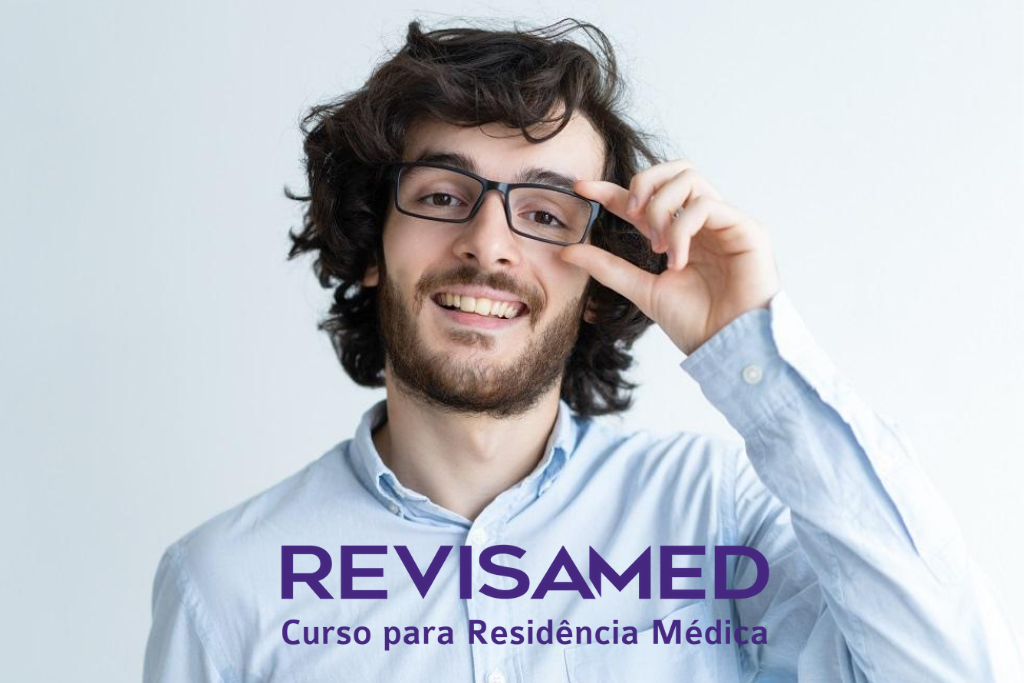 Estudante Revisamed Residência Médica R3